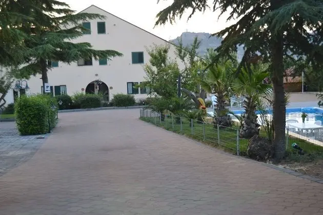 Villa, 5 Yatak Odası, Engellilere Uygun, Şömine