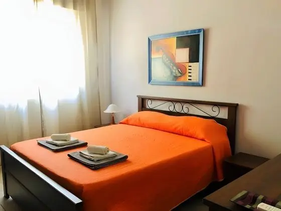 Ev, 3 Yatak Odası, Engellilere Uygun, Sigara İçilebilir