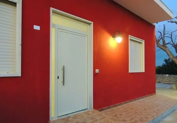 Ev, 3 Yatak Odası, Engellilere Uygun, Sigara İçilebilir