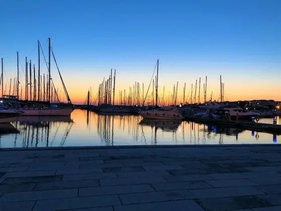 Ev, 3 Yatak Odası, Engellilere Uygun, Sigara İçilebilir