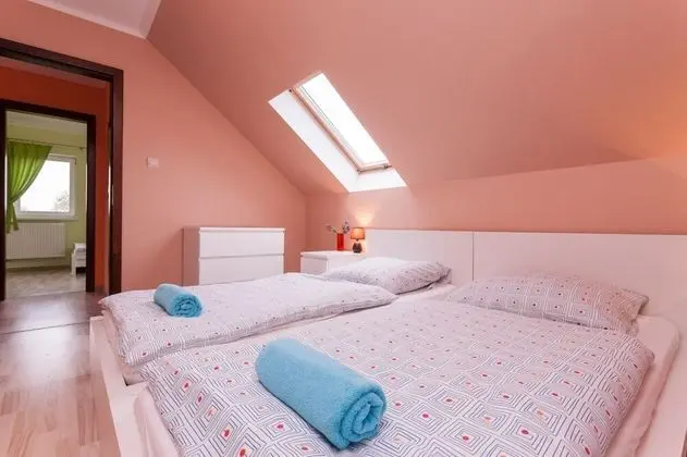 Ev, 3 Yatak Odası, Mutfak, Bahçe Manzaralı