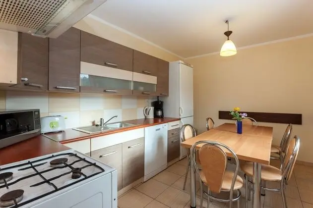 Ev, 3 Yatak Odası, Mutfak, Bahçe Manzaralı