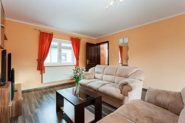 Ev, 3 Yatak Odası, Mutfak, Bahçe Manzaralı