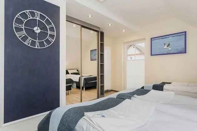 Ev, 4 Yatak Odası, Teras, Bahçe Manzaralı