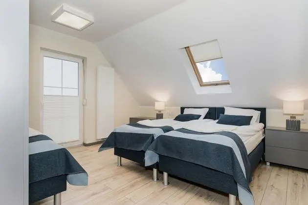 Ev, 4 Yatak Odası, Teras, Bahçe Manzaralı