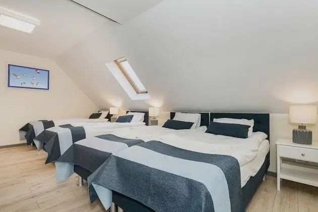 Ev, 4 Yatak Odası, Teras, Bahçe Manzaralı