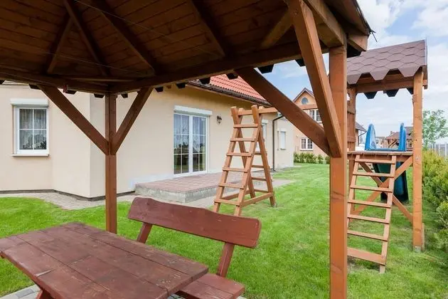 Ev, 4 Yatak Odası, Teras, Bahçe Manzaralı