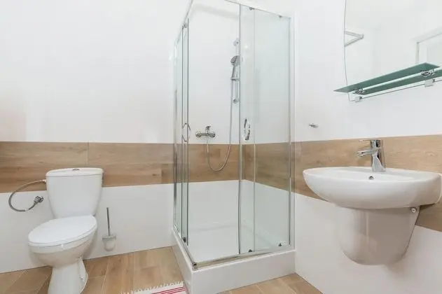 Ev, 3 Yatak Odası, Teras, Bahçe Manzaralı