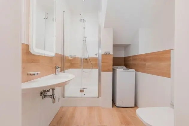 Ev, 5 Yatak Odası, Sauna, Bahçe Manzaralı