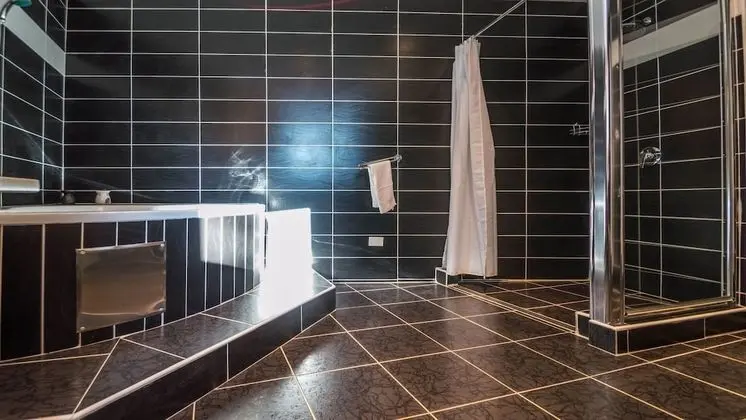 Traditional Ev, Plaj Kenarı