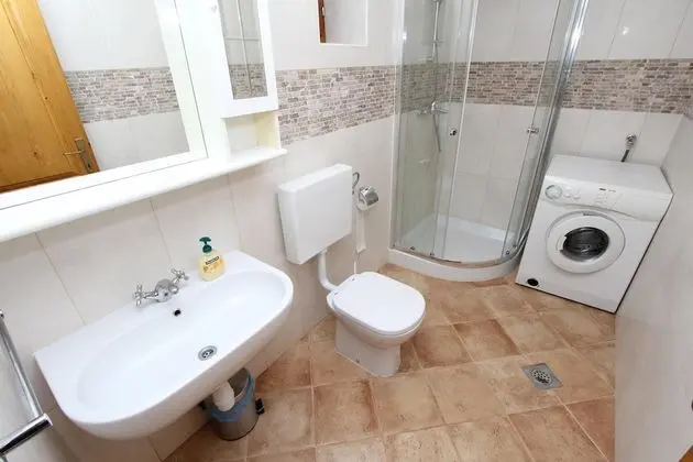 Ev, 1 Yatak Odası, Teras, Bahçe Manzaralı