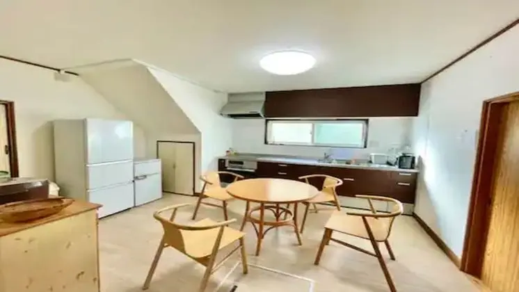Basic Kır Evi