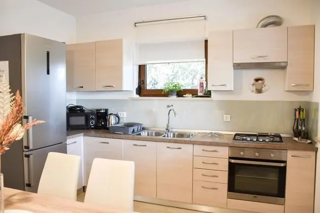 Ev, 2 Yatak Odası, Teras, Bahçe Manzaralı