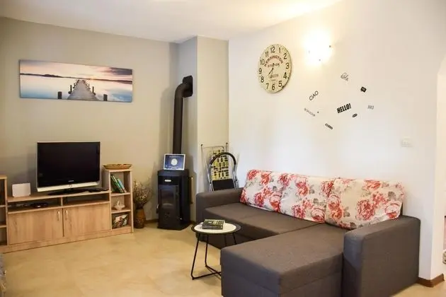 Ev, 2 Yatak Odası, Teras, Bahçe Manzaralı