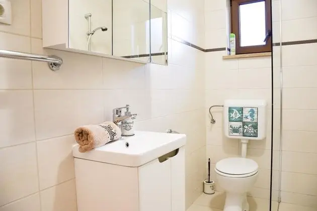 Ev, 2 Yatak Odası, Teras, Bahçe Manzaralı