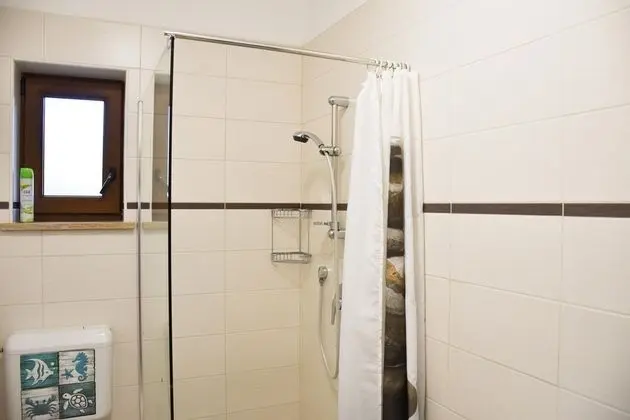 Ev, 2 Yatak Odası, Teras, Bahçe Manzaralı