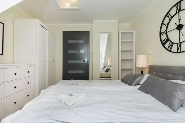 Ev, 4 Yatak Odası, Teras, Bahçe Manzaralı