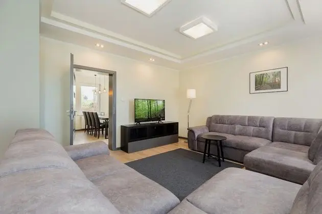 Ev, 4 Yatak Odası, Teras, Bahçe Manzaralı