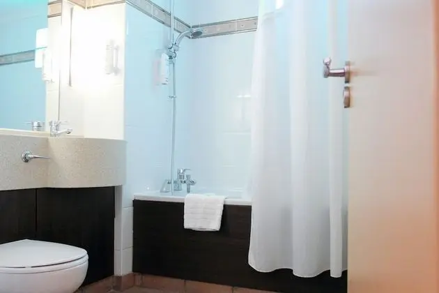 Standard Oda, 1 Çift Kişilik Yatak, Engellilere Uygun