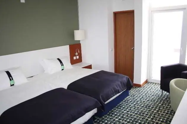 1 Çift Kişilik Veya 2 Tek Kişilik Yatak Sea View