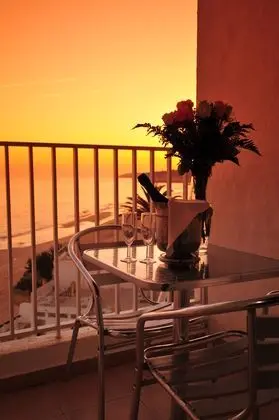 1 Çift Kişilik Veya 2 Tek Kişilik Yatak Superior Sea View