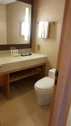 Standard Room, 1 Queen Bed (Slope View) - Breakfast inclusive option is for 2 guests