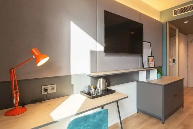 Premium Oda, 1 En Büyük (King) Boy Yatak