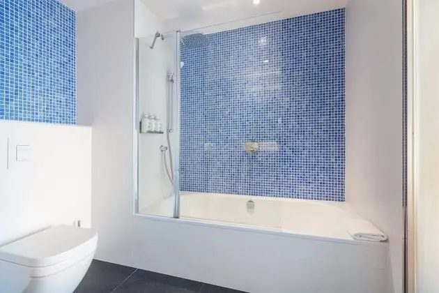 Premium Oda, 1 En Büyük (King) Boy Yatak