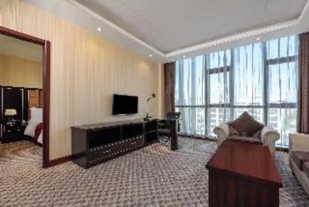 SUITE