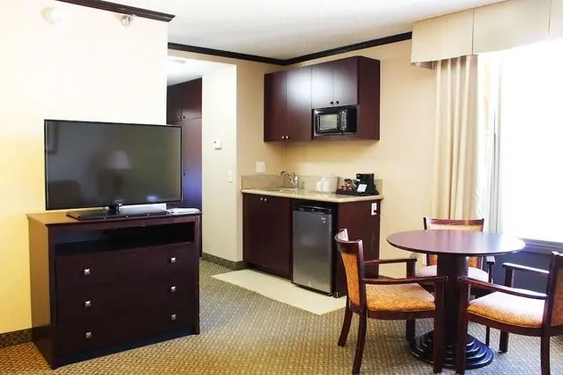 Grand Süit, 1 En Büyük (King) Boy Yatak ve Çekyat, Şehir Manzaralı