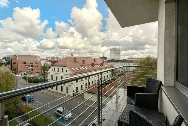 Premium Oda, 1 En Büyük (King) Boy Yatak, Nehir Manzaralı, Köşe (Furnished Balcony)
