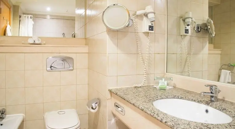 Premium Oda, 1 En Büyük (King) Boy Yatak, Havuz Manzaralı