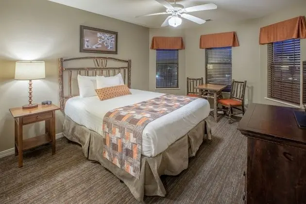 Villa, 2 Yatak Odası (Lodge, 1 King & 1 Queen Bed)