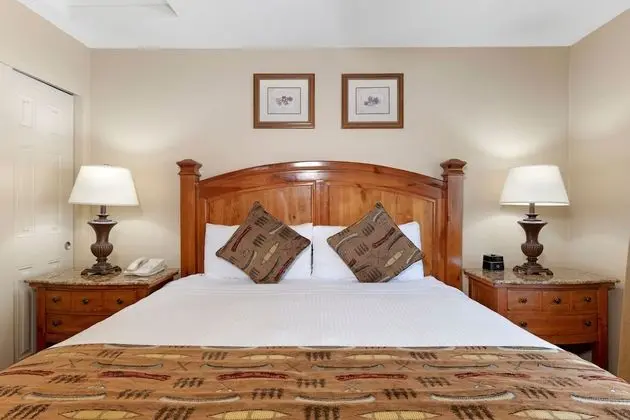 Villa, 1 En Büyük (King) Boy Yatak (Crest Pointe, 1 King Bed)