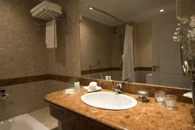 Standard Oda, 1 En Büyük (King) Boy Yatak, Manzaralı
