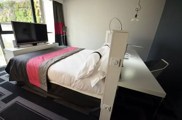 Süit, 1 En Büyük (King) Boy Yatak ve Çekyat