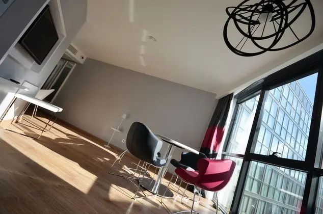 Süit, 1 En Büyük (King) Boy Yatak ve Çekyat