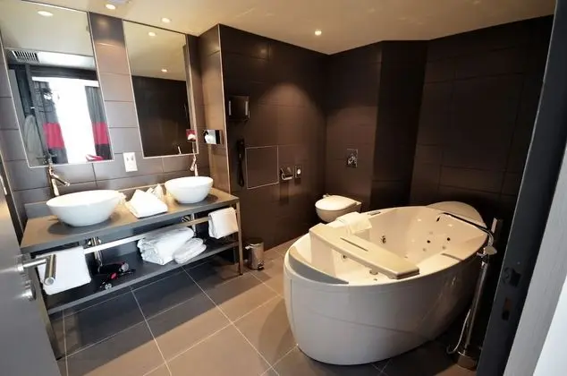 Süit, 1 En Büyük (King) Boy Yatak ve Çekyat