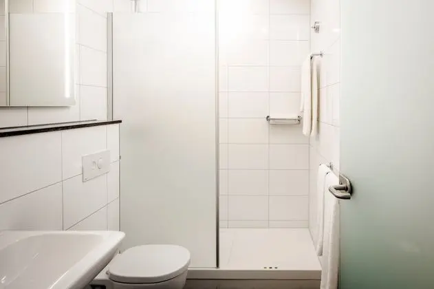 Standard Oda, 1 Büyük (Queen) Boy Yatak