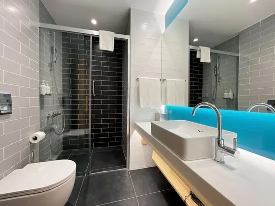 Standart Oda, Şehir Manzaralı