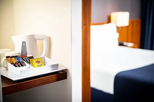 Standard Oda, 1 Çift Kişilik Yatak ve Çekyat