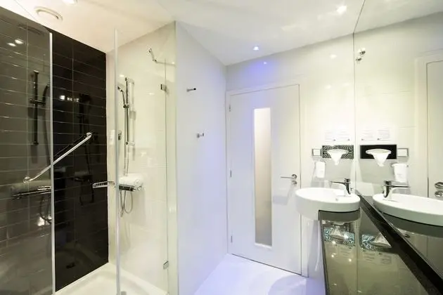 Standard Oda, 1 Çift Kişilik Yatak