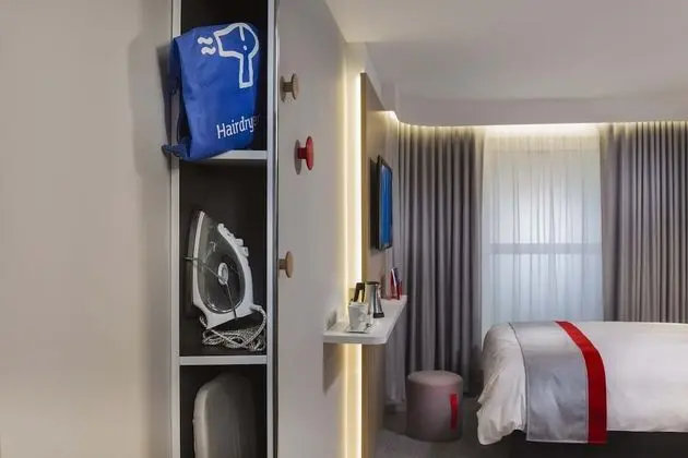 Oda, 1 Çift Kişilik Yatak, Engellilere Uygun (Wheelchair)