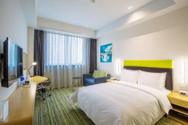 Çift ​​kişilik Queen Size Bed