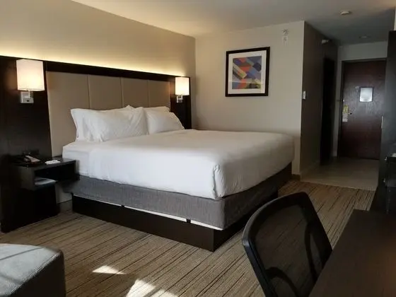 Standard Oda, 1 En Büyük (King) Boy Yatak