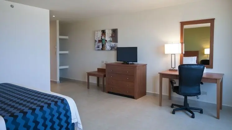 Standard Oda, 1 En Büyük (King) Boy Yatak (Extra Floor Space)