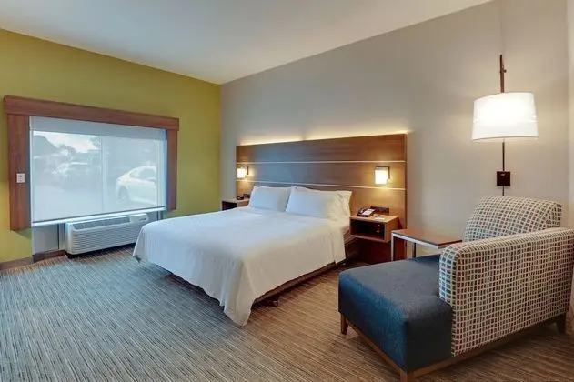 Süit, 1 En Büyük (King) Boy Yatak, Engellilere Uygun (Communications, Accessible Tub)