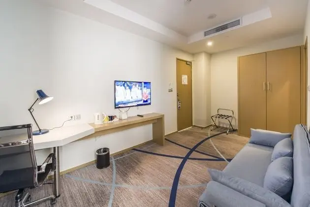 Süit, Birden Çok Yatak (Additional Living Area)