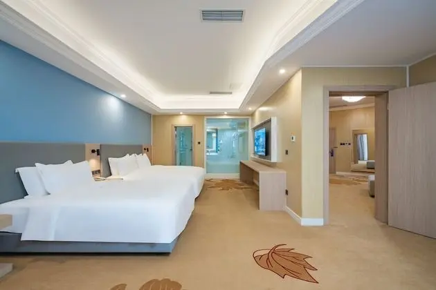 Süit, 1 Yatak Odası (Separate Bath and Shower)