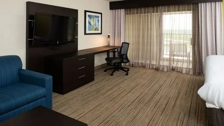 Standard Oda, 1 En Büyük (King) Boy Yatak (Extra Floor Space)